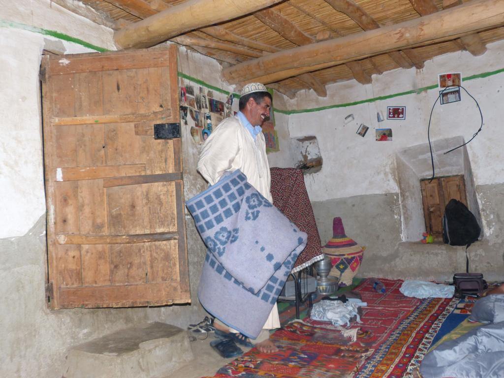 Maison D'Hotes Chez Souad 탈리우인 외부 사진