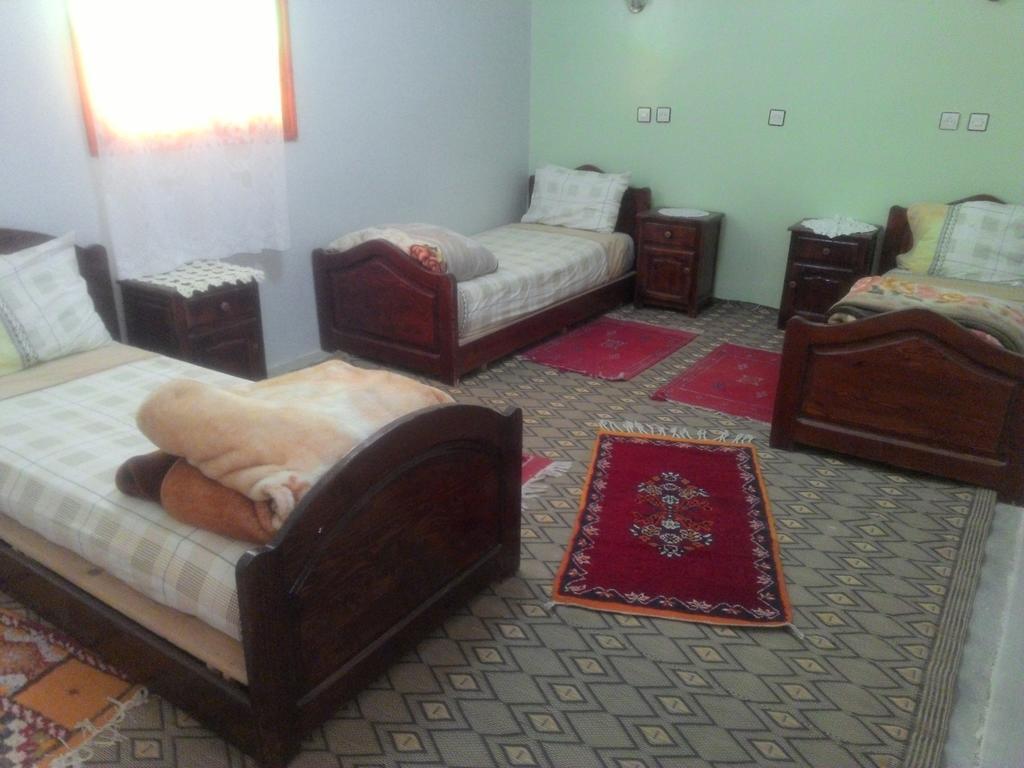 Maison D'Hotes Chez Souad 탈리우인 객실 사진
