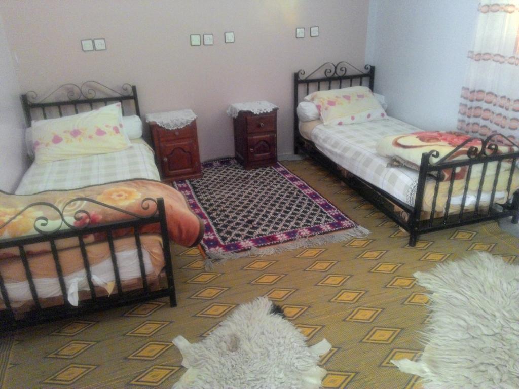 Maison D'Hotes Chez Souad 탈리우인 객실 사진